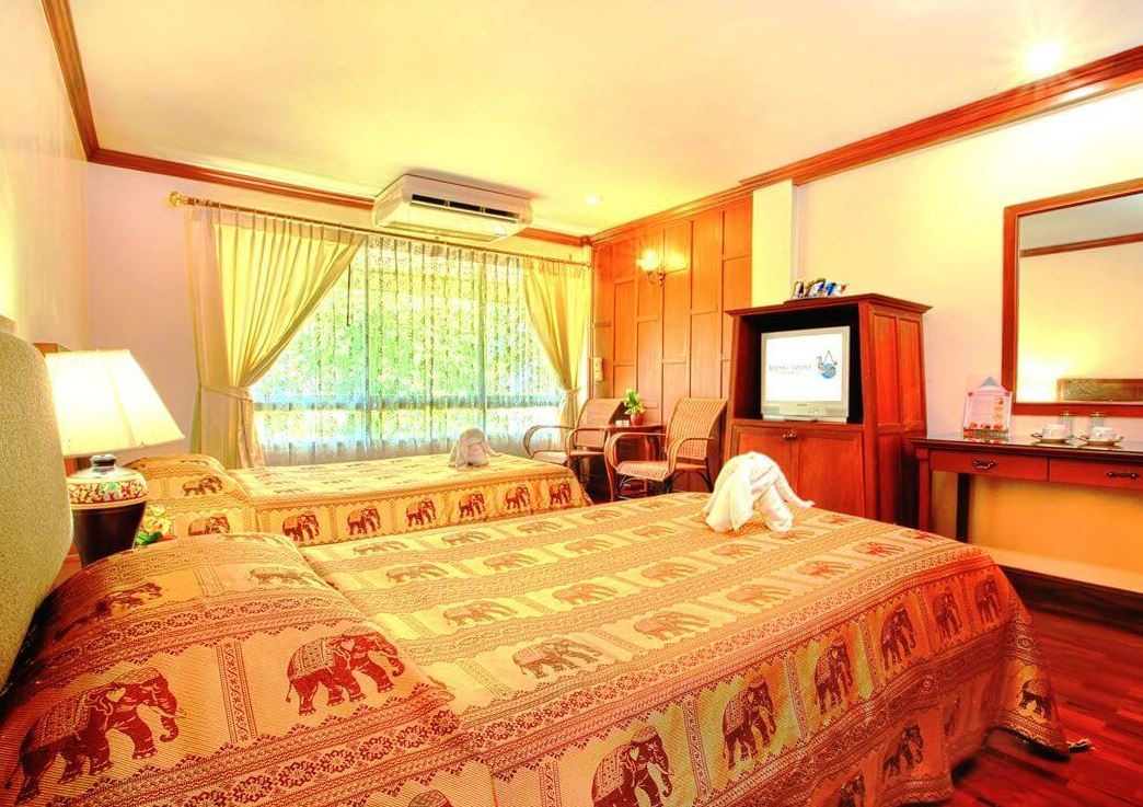 Royal Ivory Sukhumvit Nana Otel Bangkok Dış mekan fotoğraf